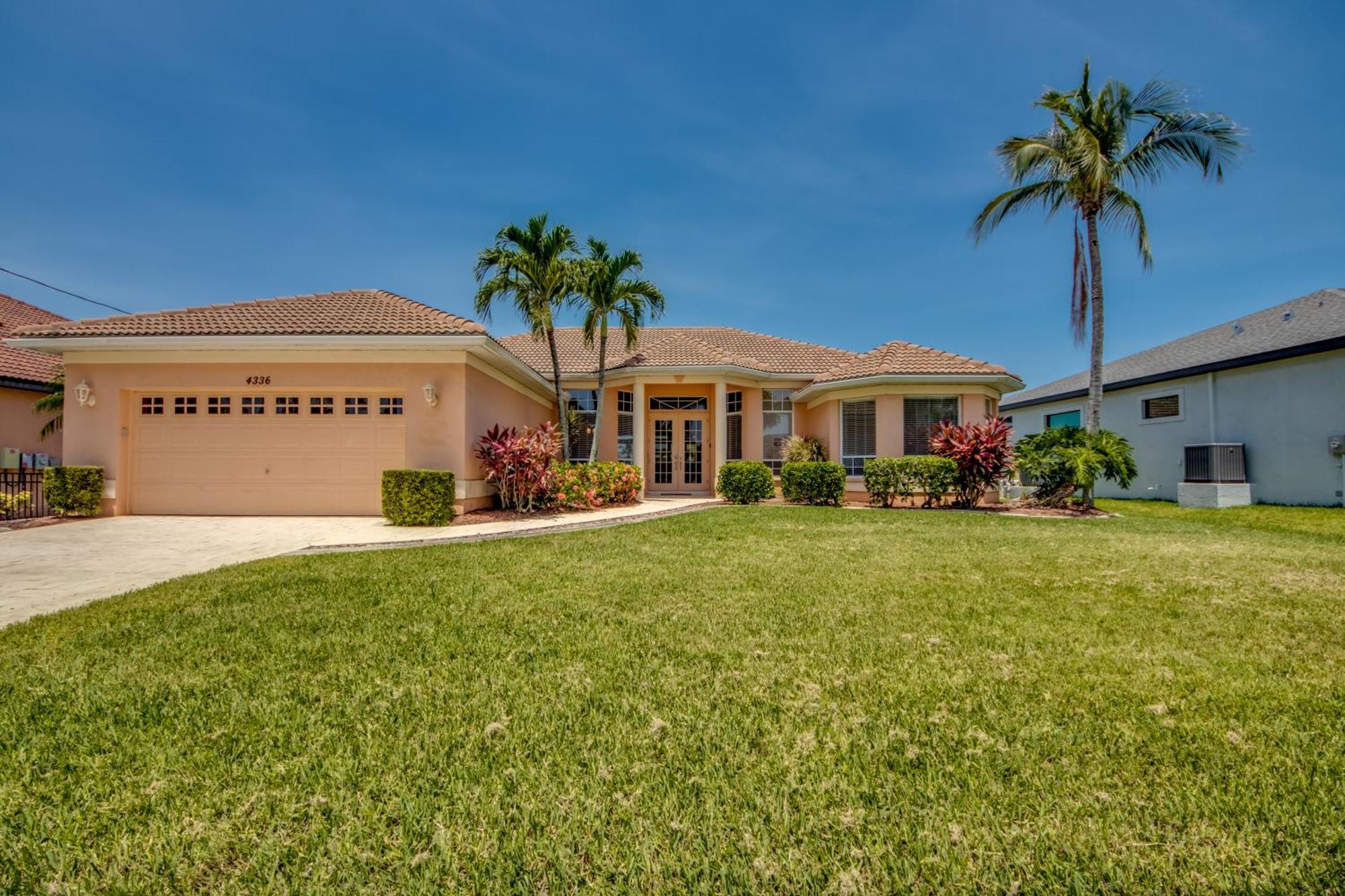 Villa Royal Palms Cape Coral Exterior photo
